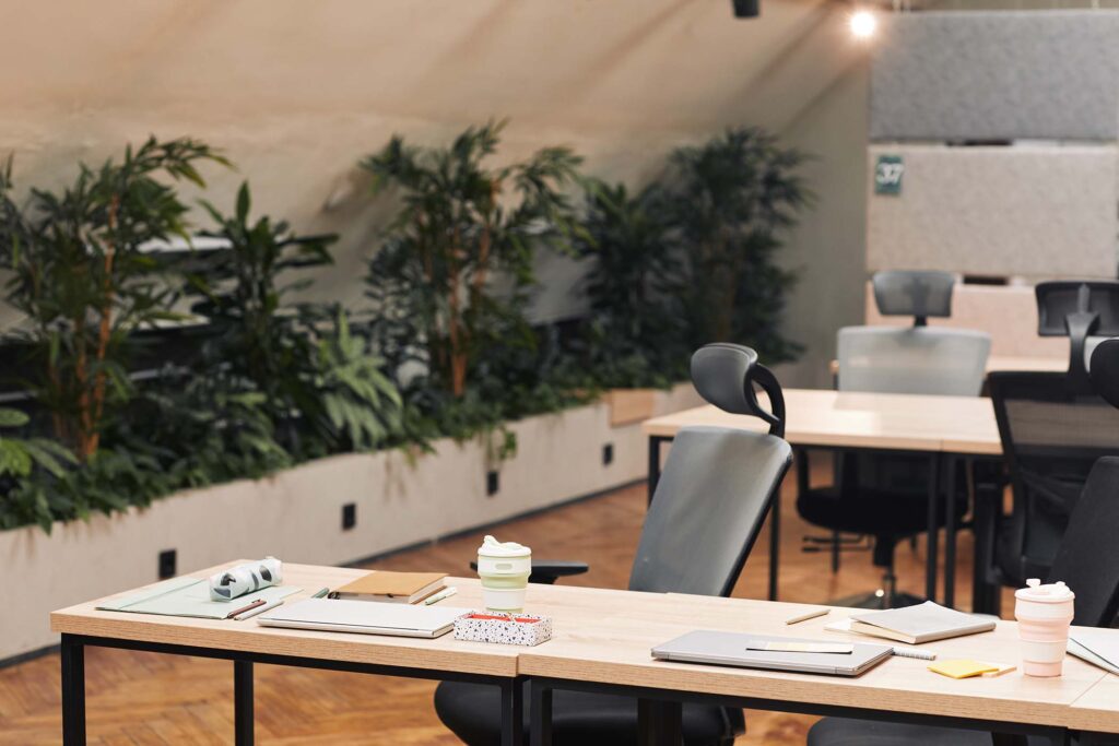 open-space-office-interior-7FGPQ8D.jpg